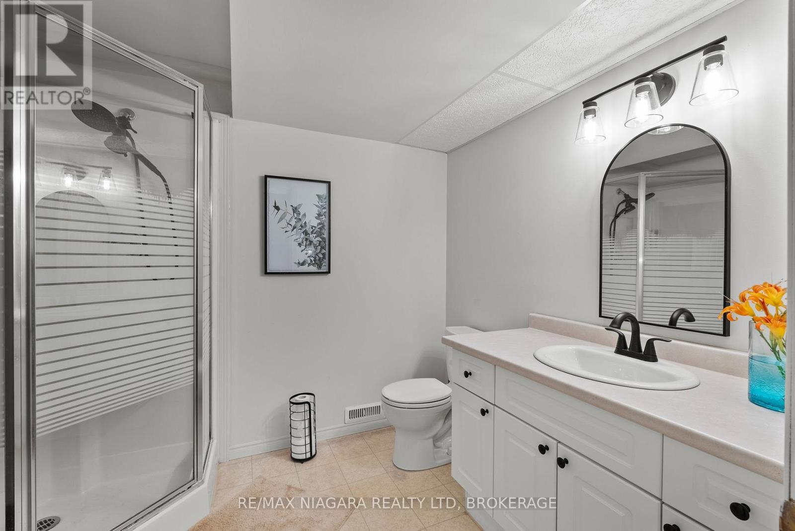 #15 53 BUNTING ROAD - 25