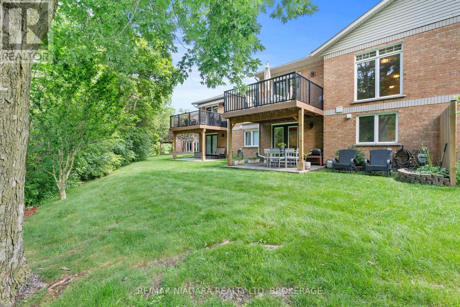 #15 53 BUNTING ROAD - 32