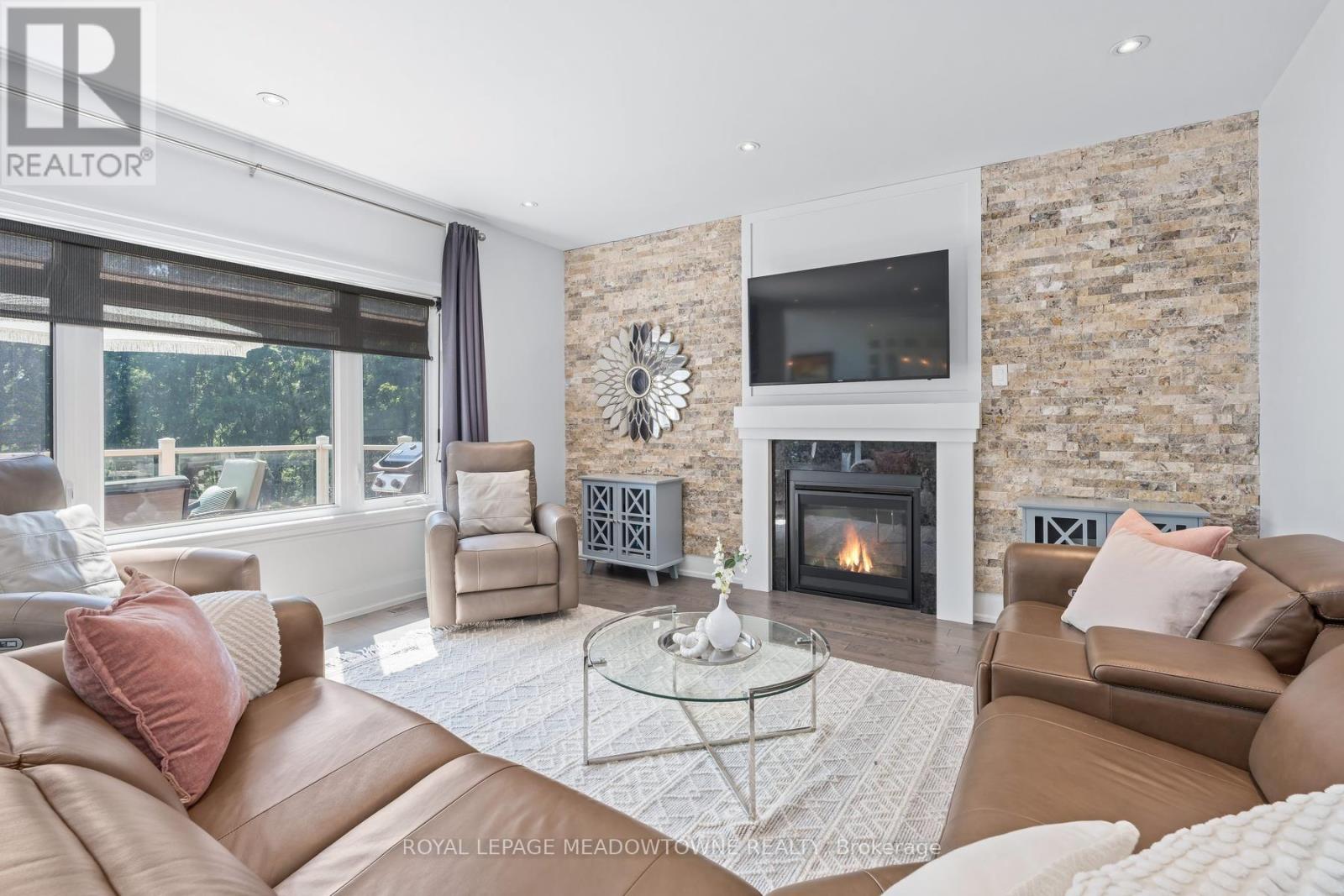 17 ONTARIO STREET - 19