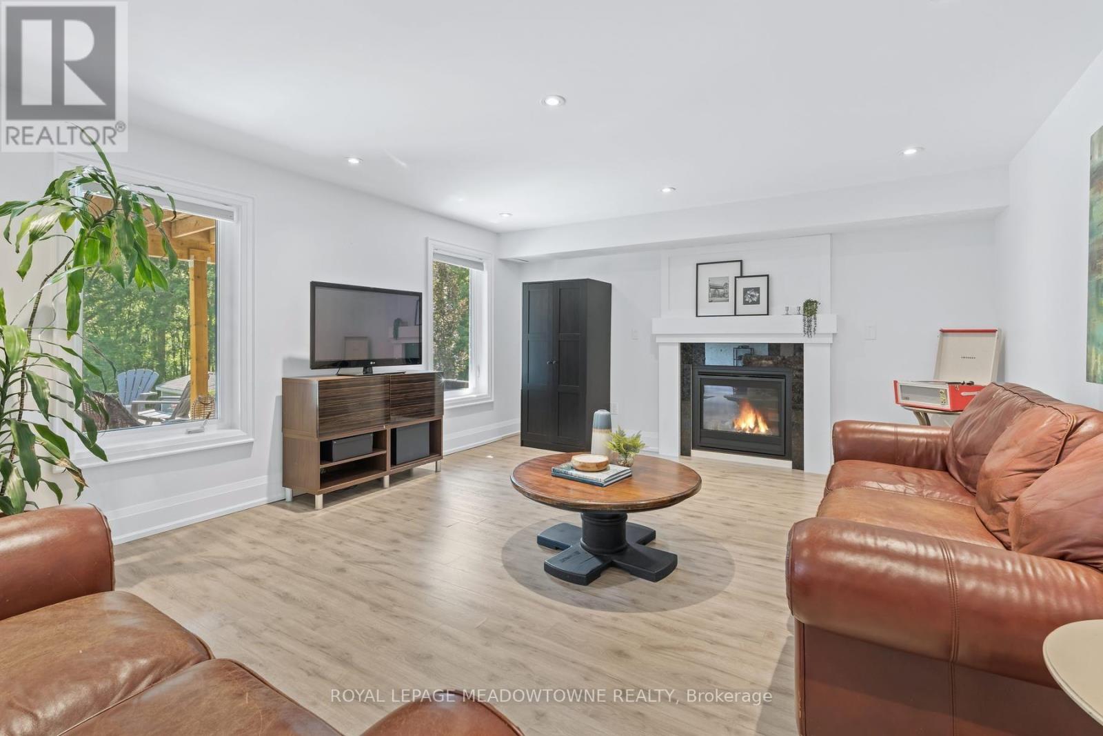 17 ONTARIO STREET - 42
