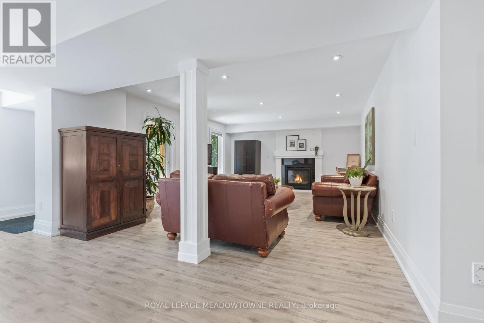 17 ONTARIO STREET - 41