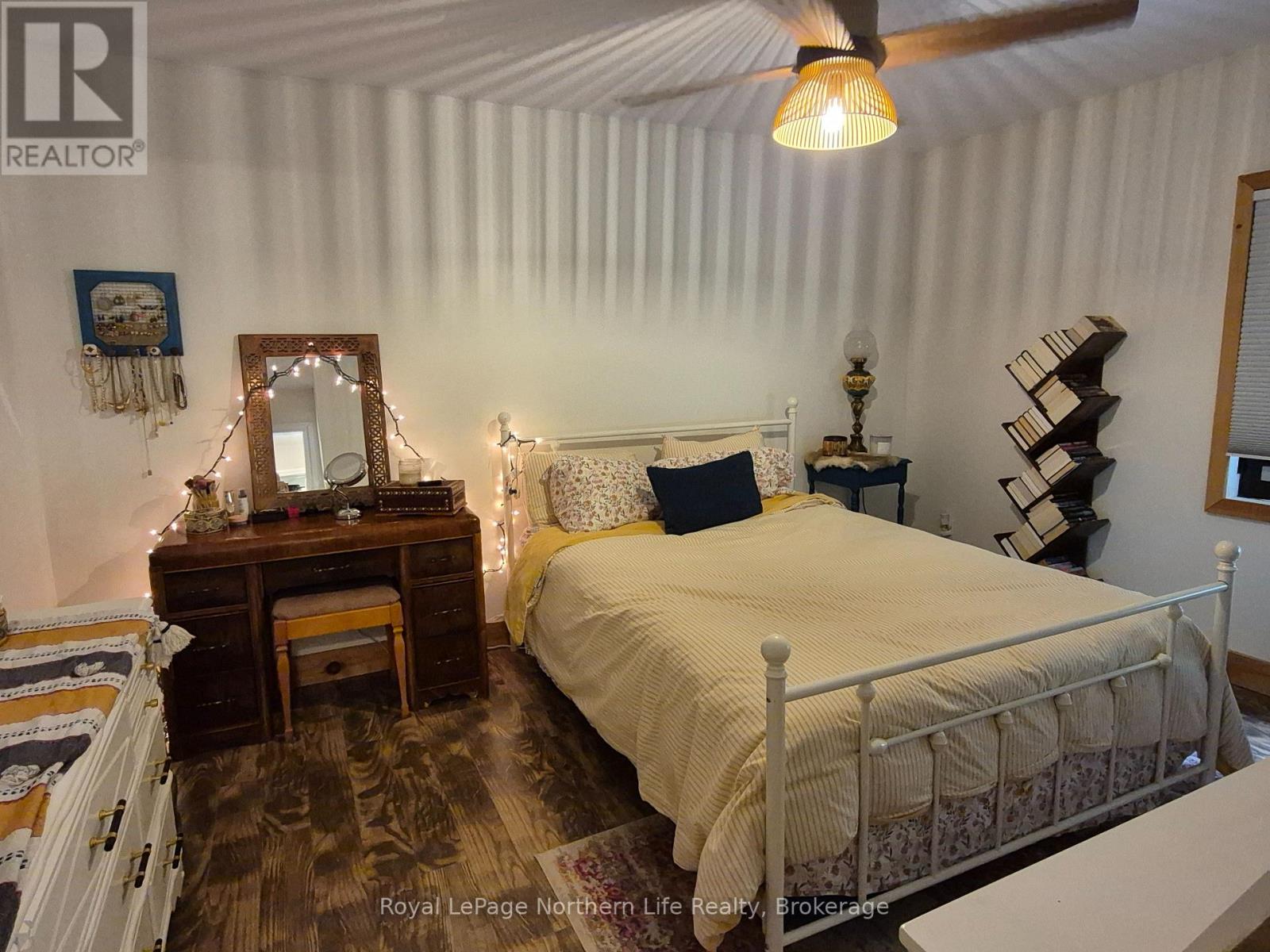 1856 PAPINEAU ROAD - 16