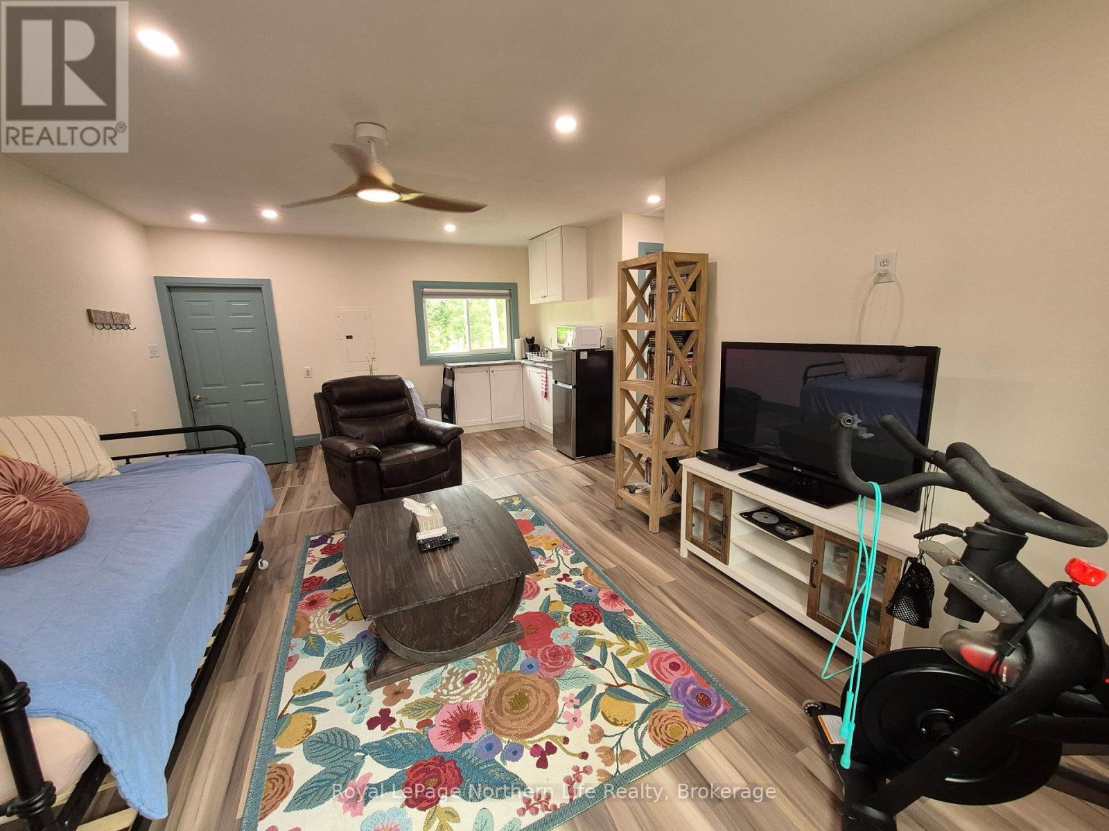1856 PAPINEAU ROAD - 25