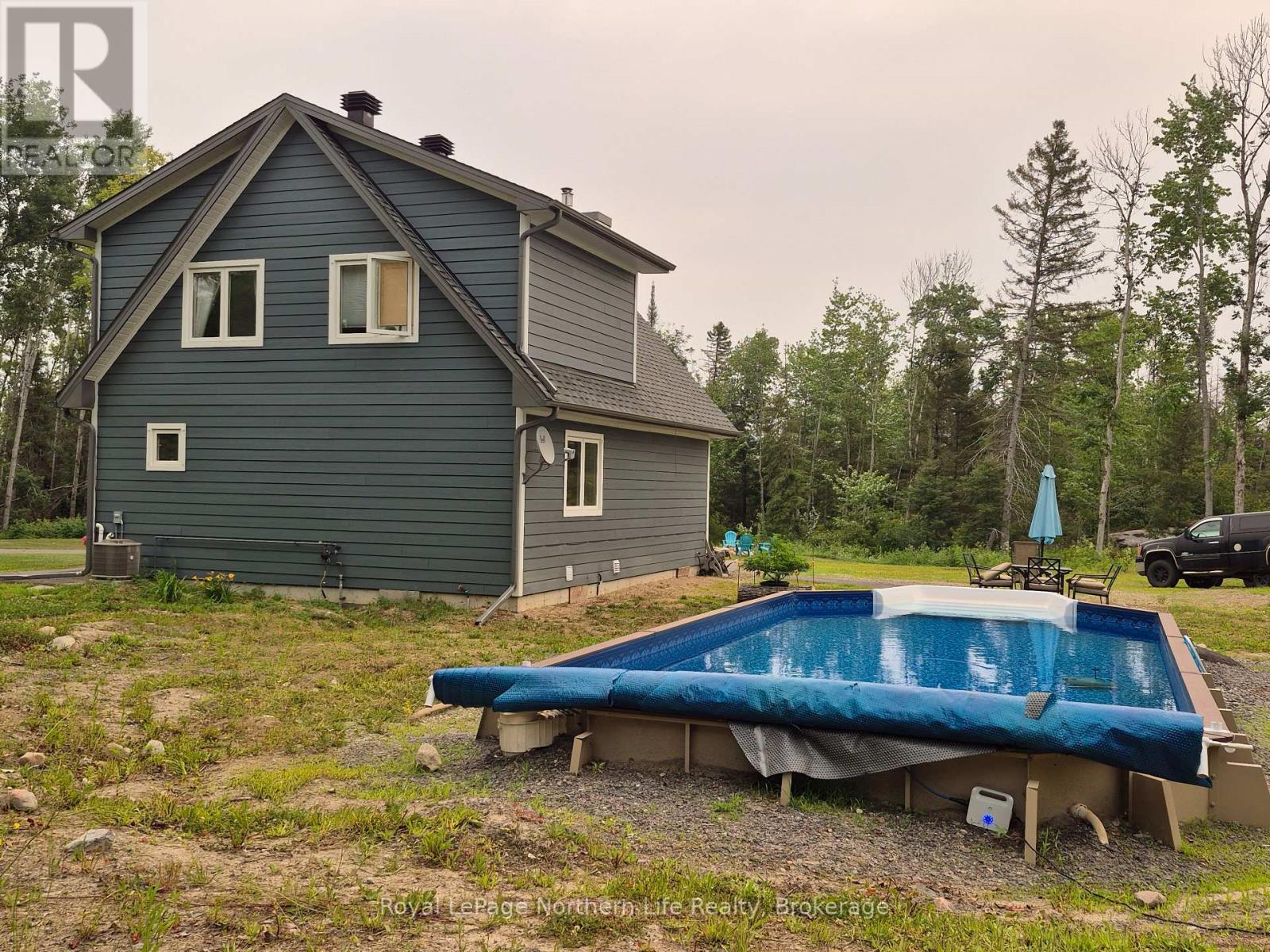 1856 PAPINEAU ROAD - 35