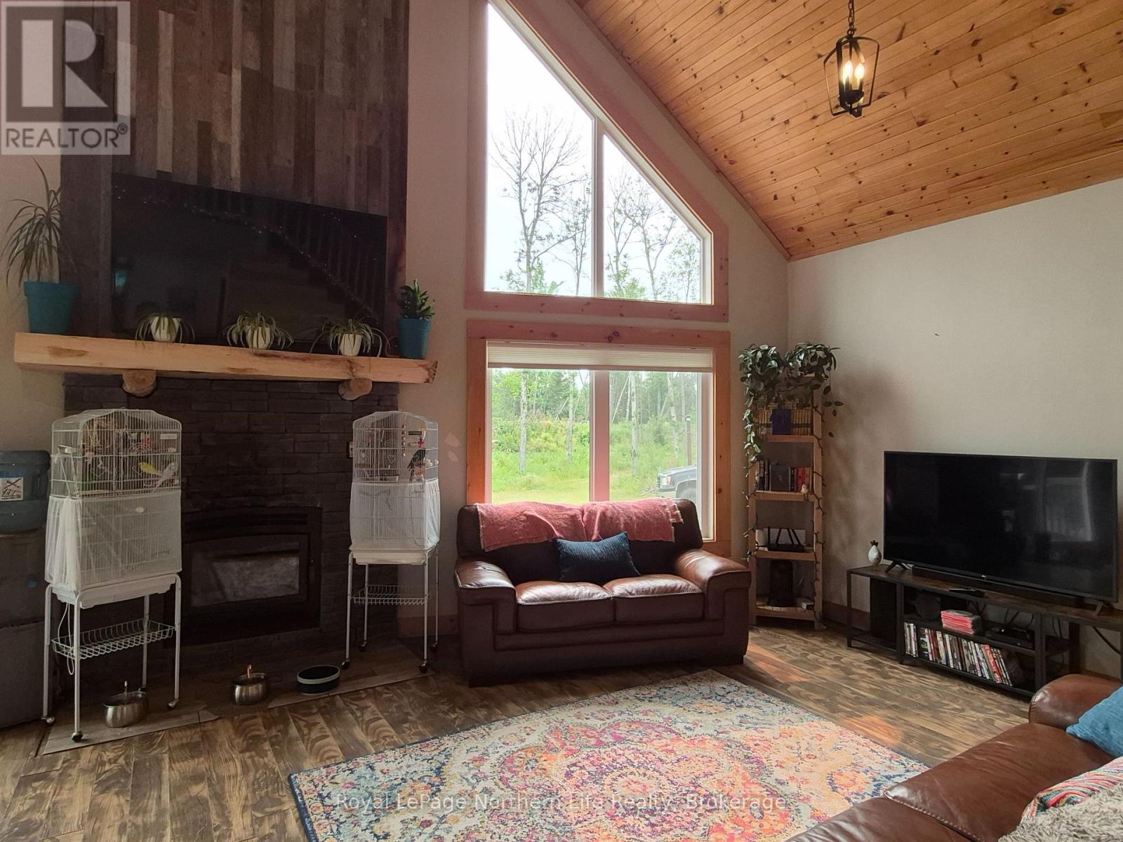 1856 PAPINEAU ROAD - 7