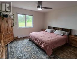 1856 Papineau Road, Papineau Cameron, ON P0H1V0 Photo 14