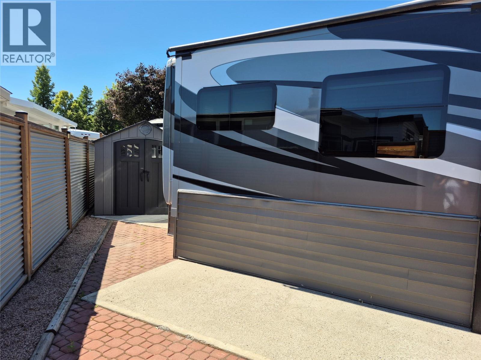 #151 415 Commonwealth Road - 6