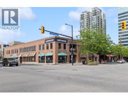 201 510 Bernard Avenue, Kelowna