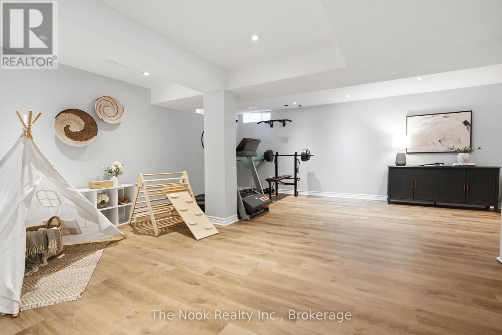 366 TRAVAIL AVENUE - Image 31