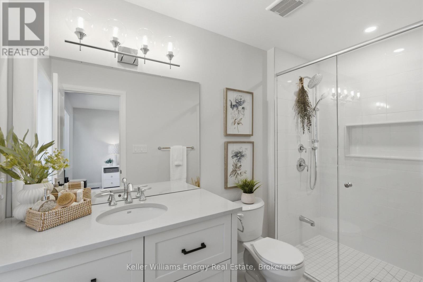 129 HICKORY STREET N - Image 22