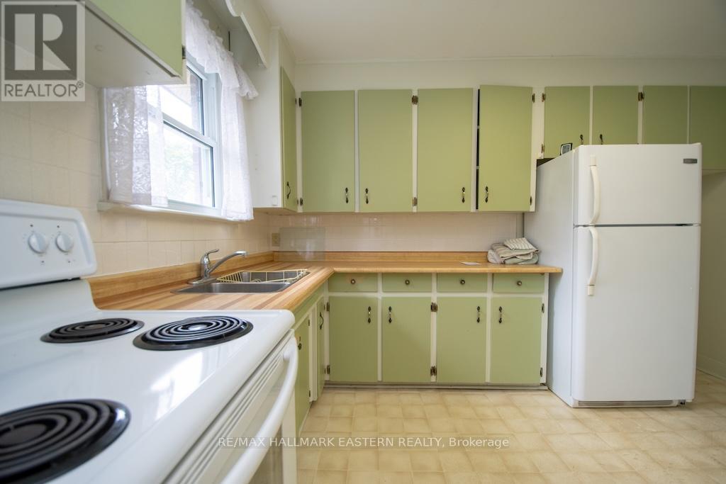 844 PHILIP STREET - 12