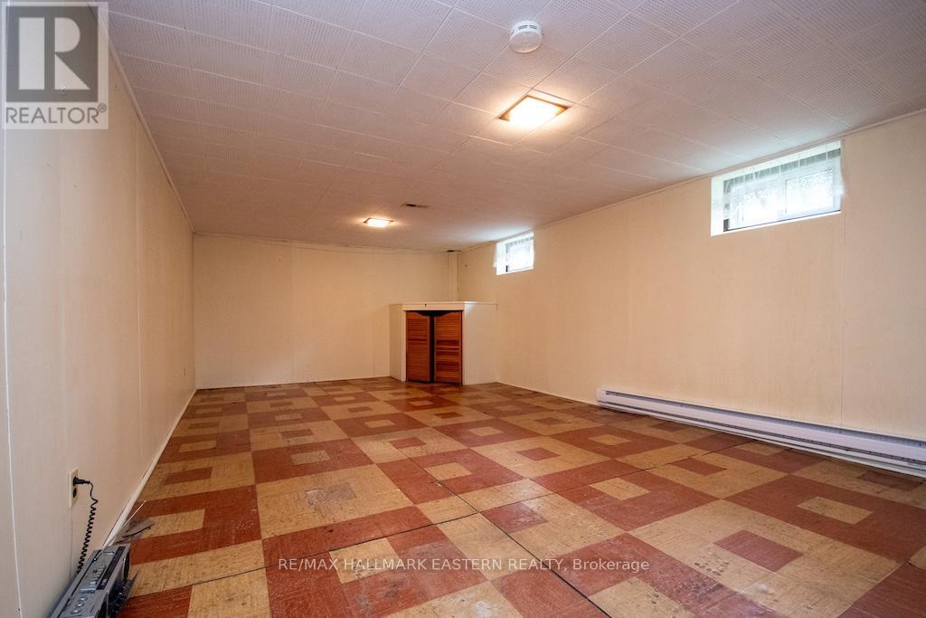 844 PHILIP STREET - 23