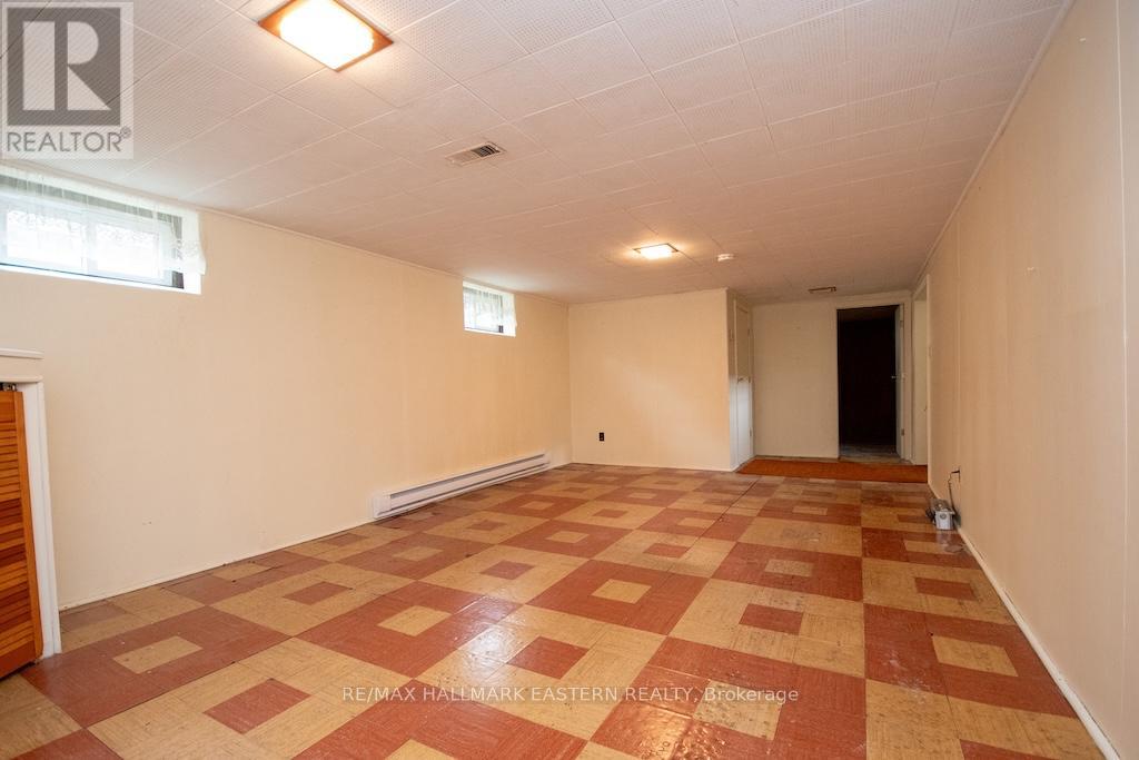 844 PHILIP STREET - 24