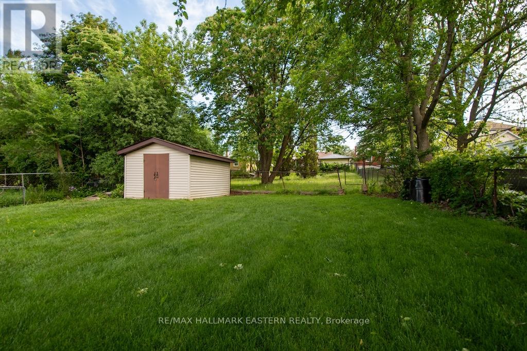 844 PHILIP STREET - 32