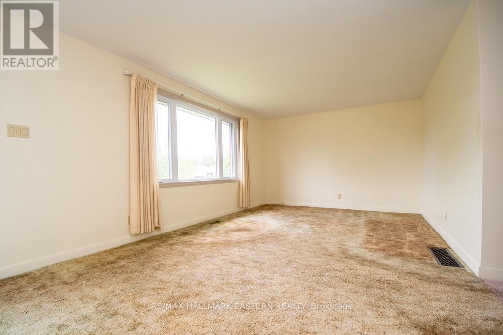 844 PHILIP STREET - 6