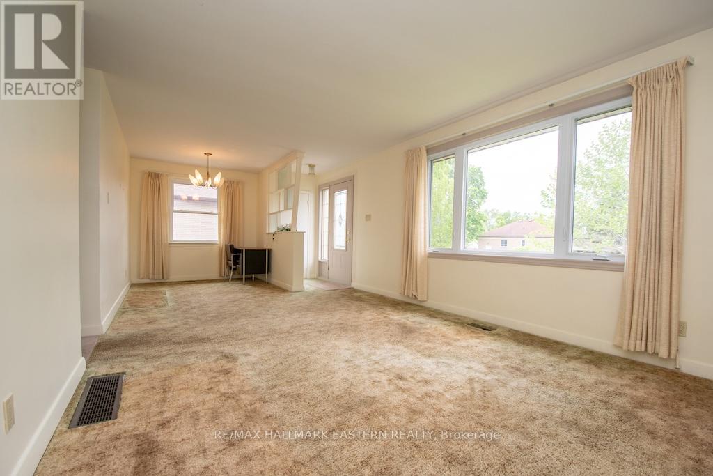 844 PHILIP STREET - 8