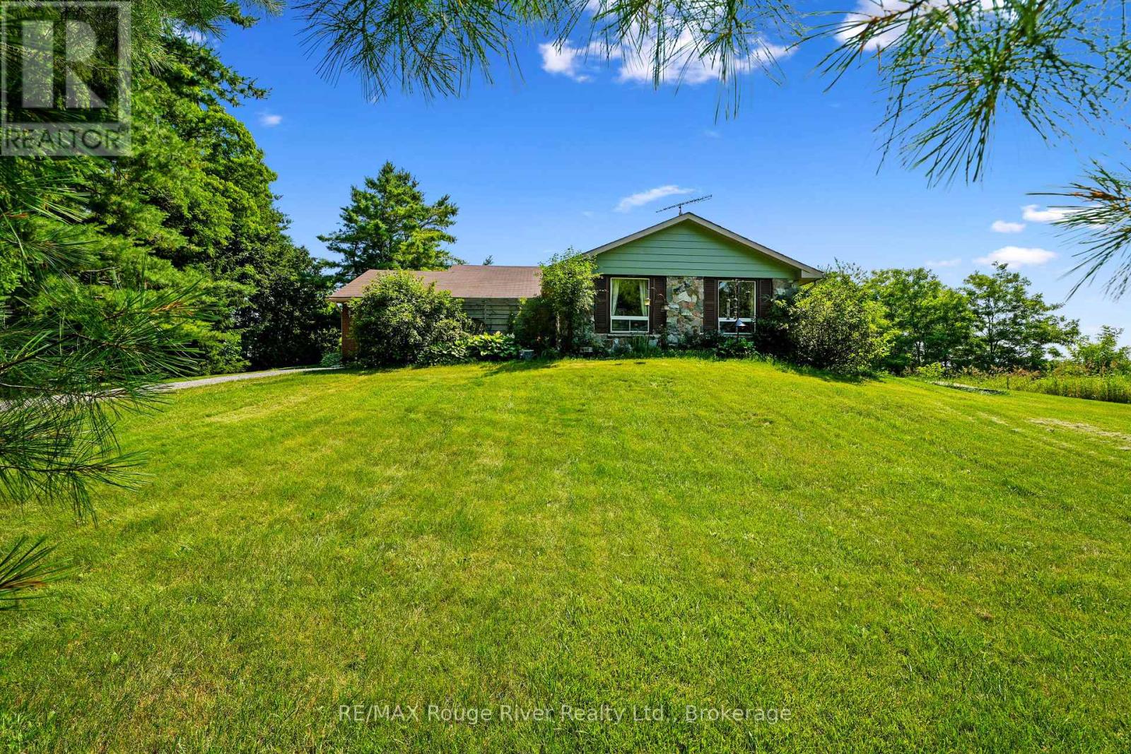 333 ARTHURS LANE - 2