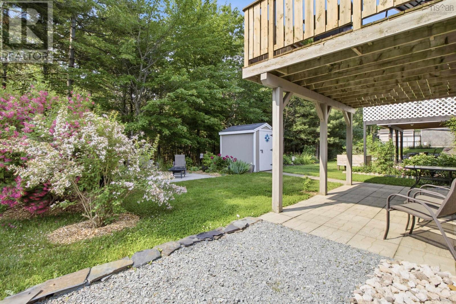 34 Etna Street - 39