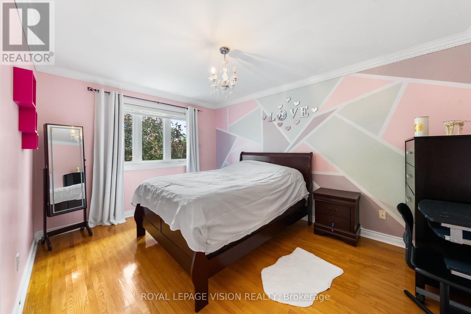 5 ANSON AVENUE - 24