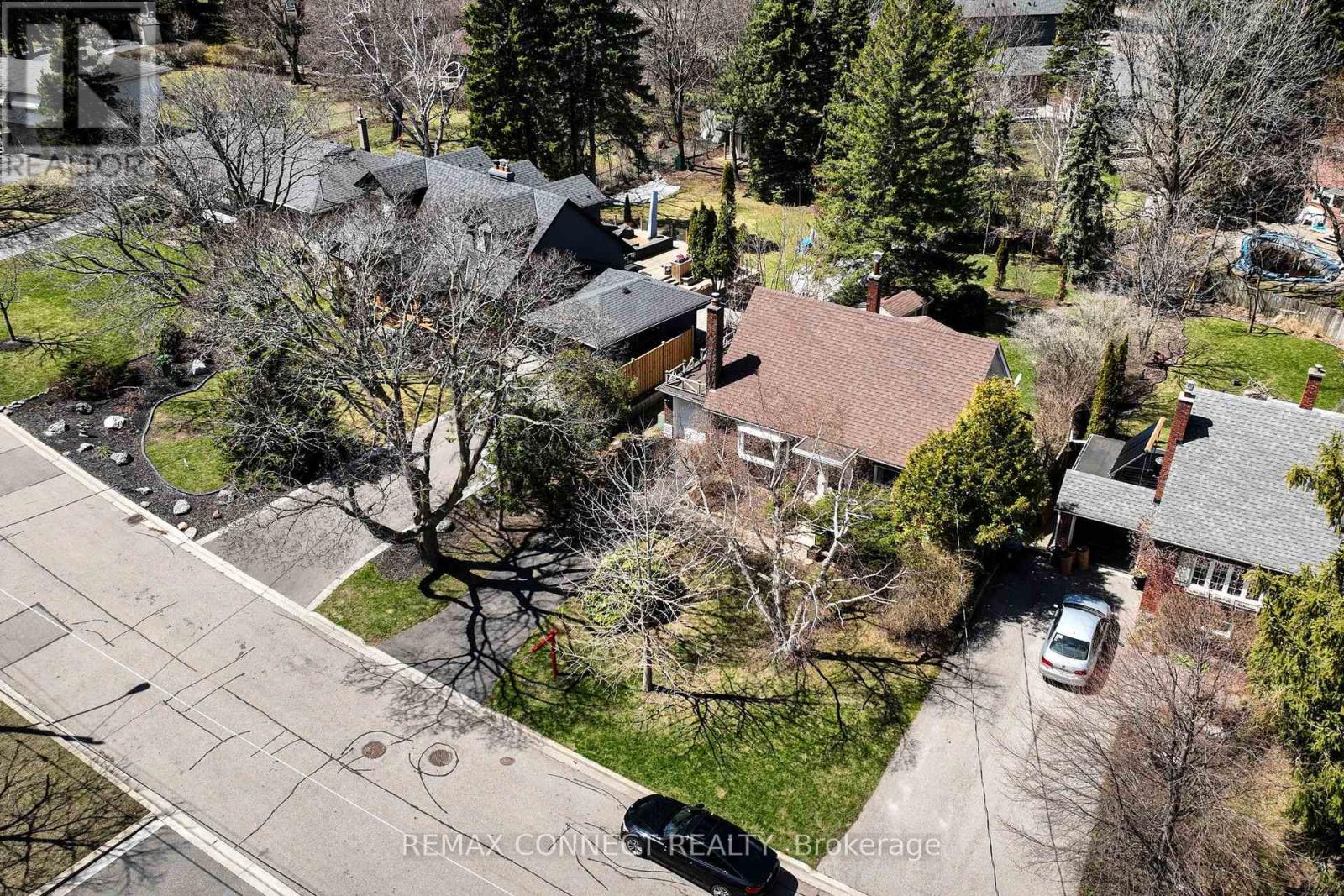 20 BRINLOOR BOULEVARD - 44