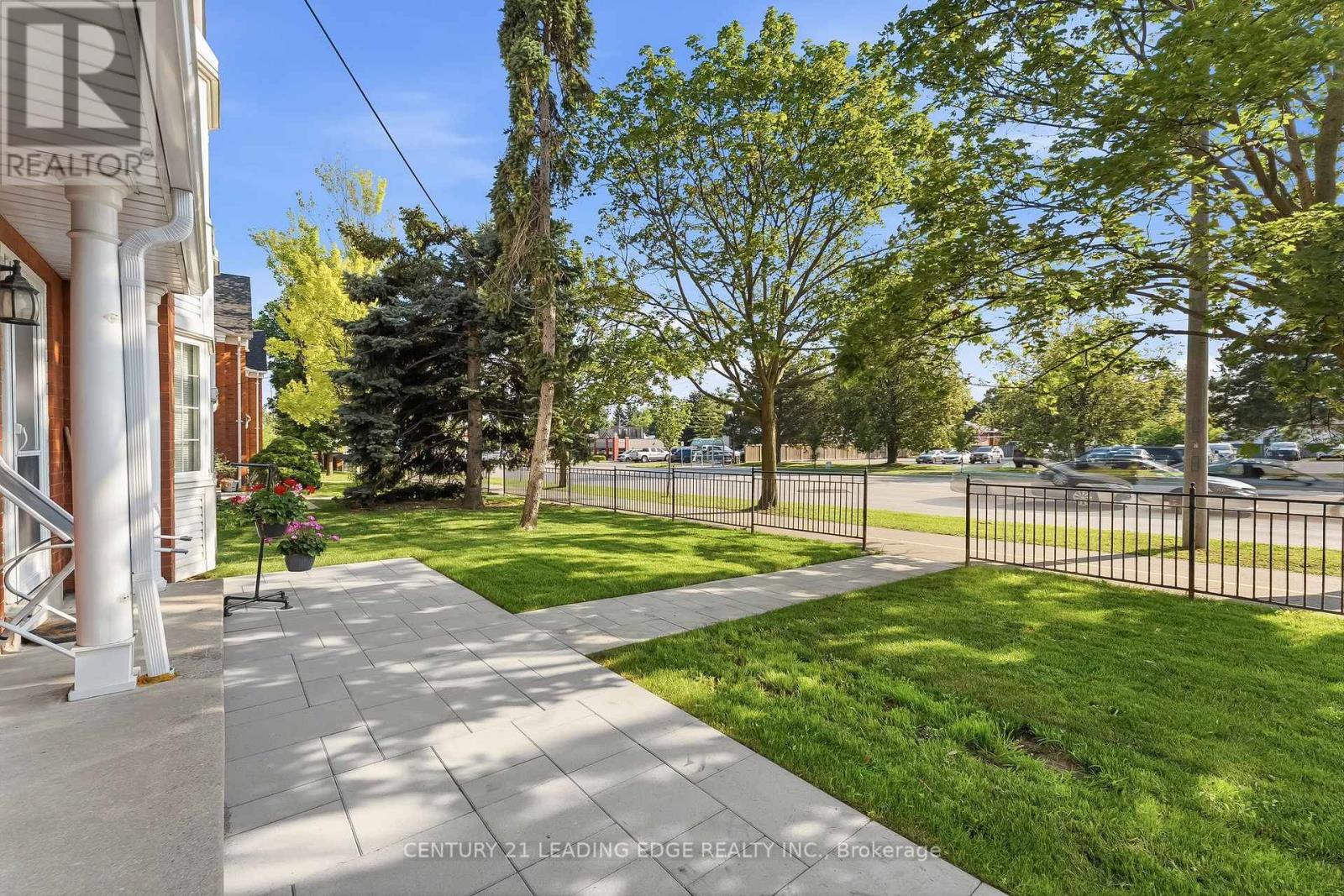 #91 10 BASSETT BOULEVARD - 6