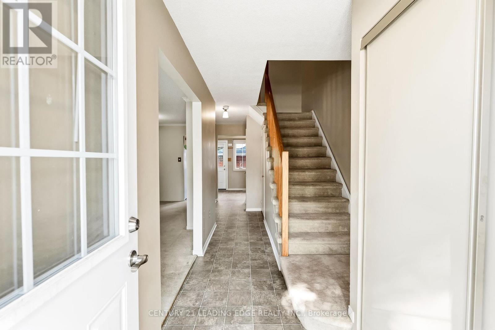 #91 10 BASSETT BOULEVARD - 8