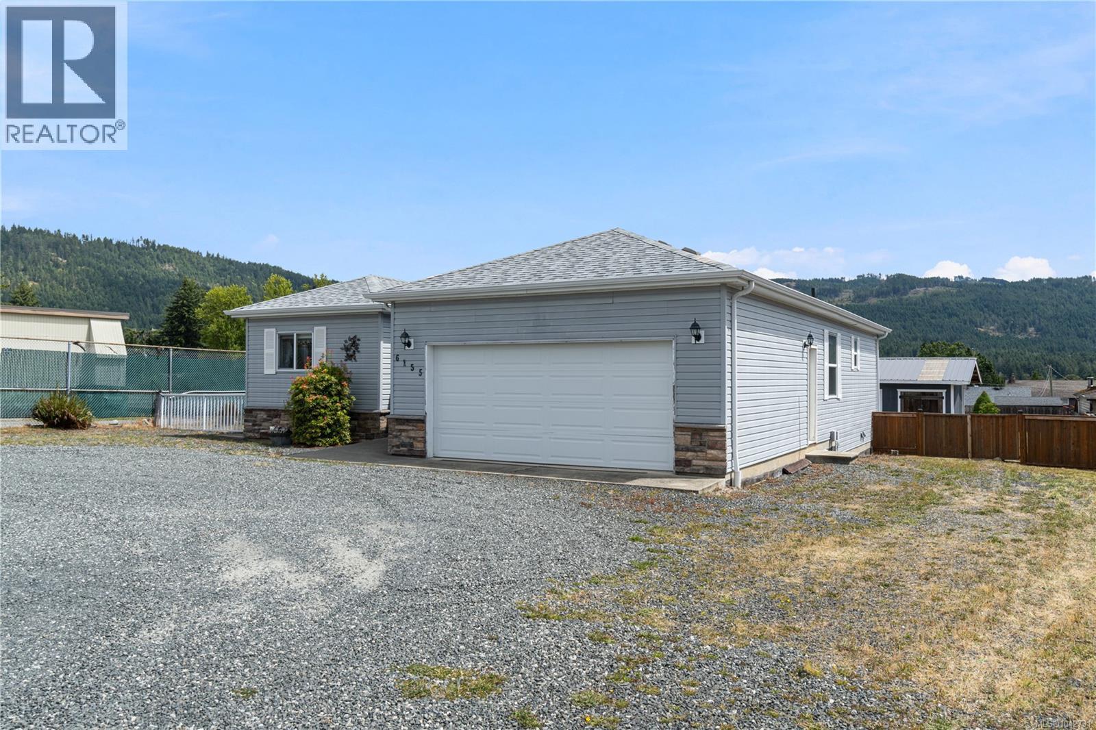 6155 Cherry Creek Rd - 33