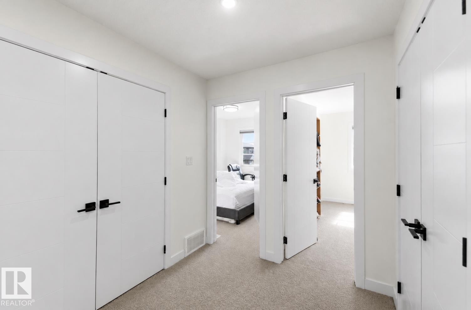 17924 61 Street NW - 25