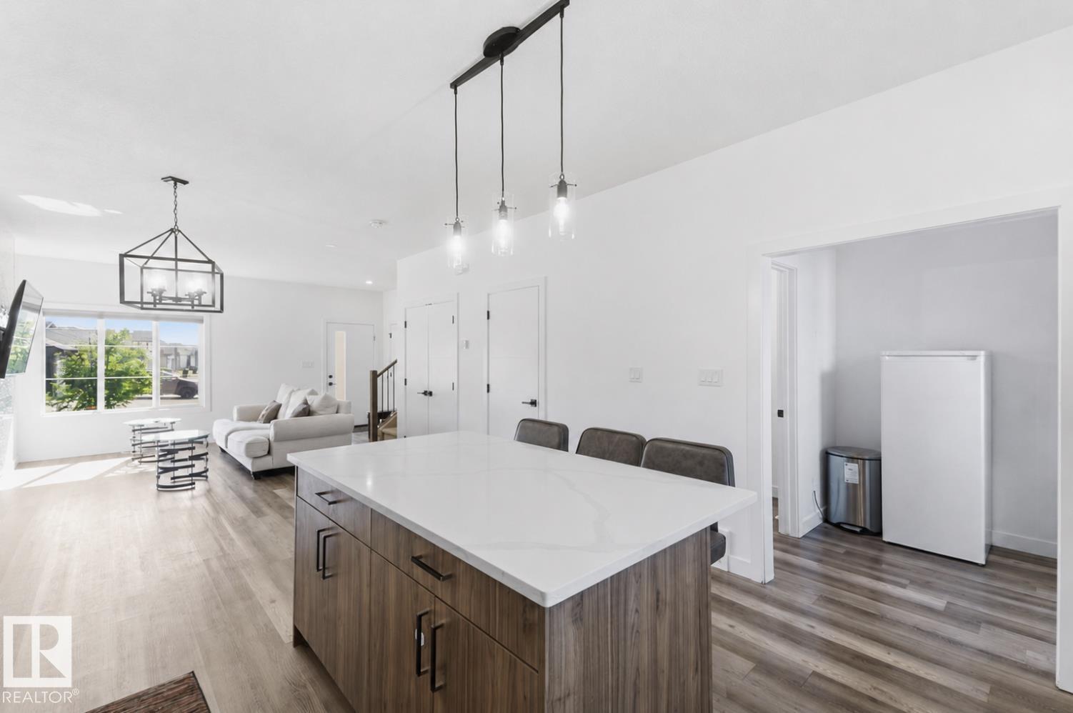 17924 61 Street NW - 14