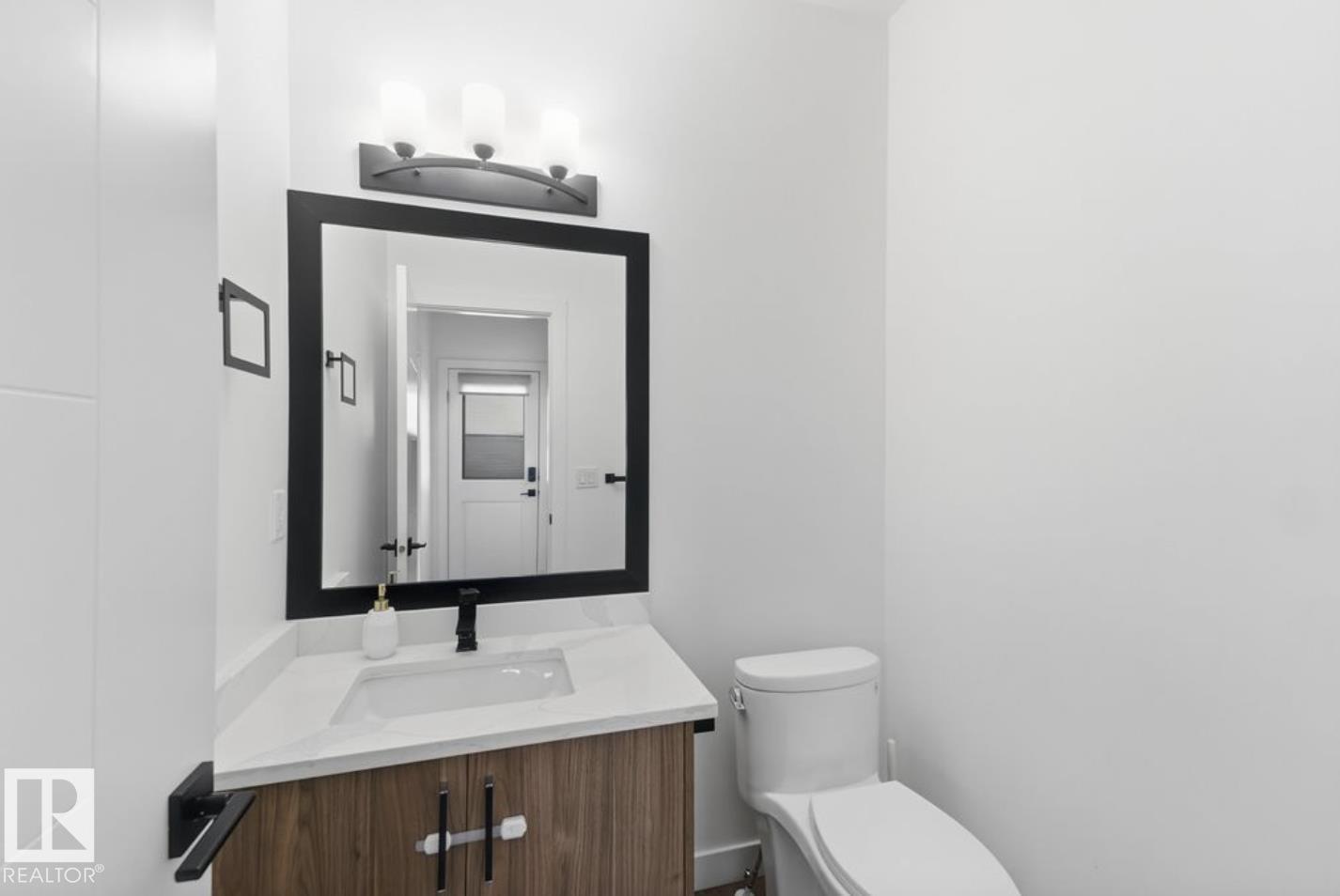 17924 61 Street NW - 18