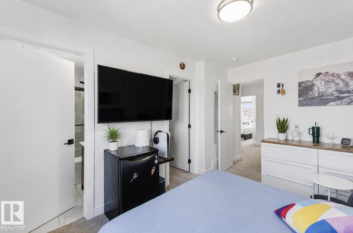 17924 61 Street NW - 21