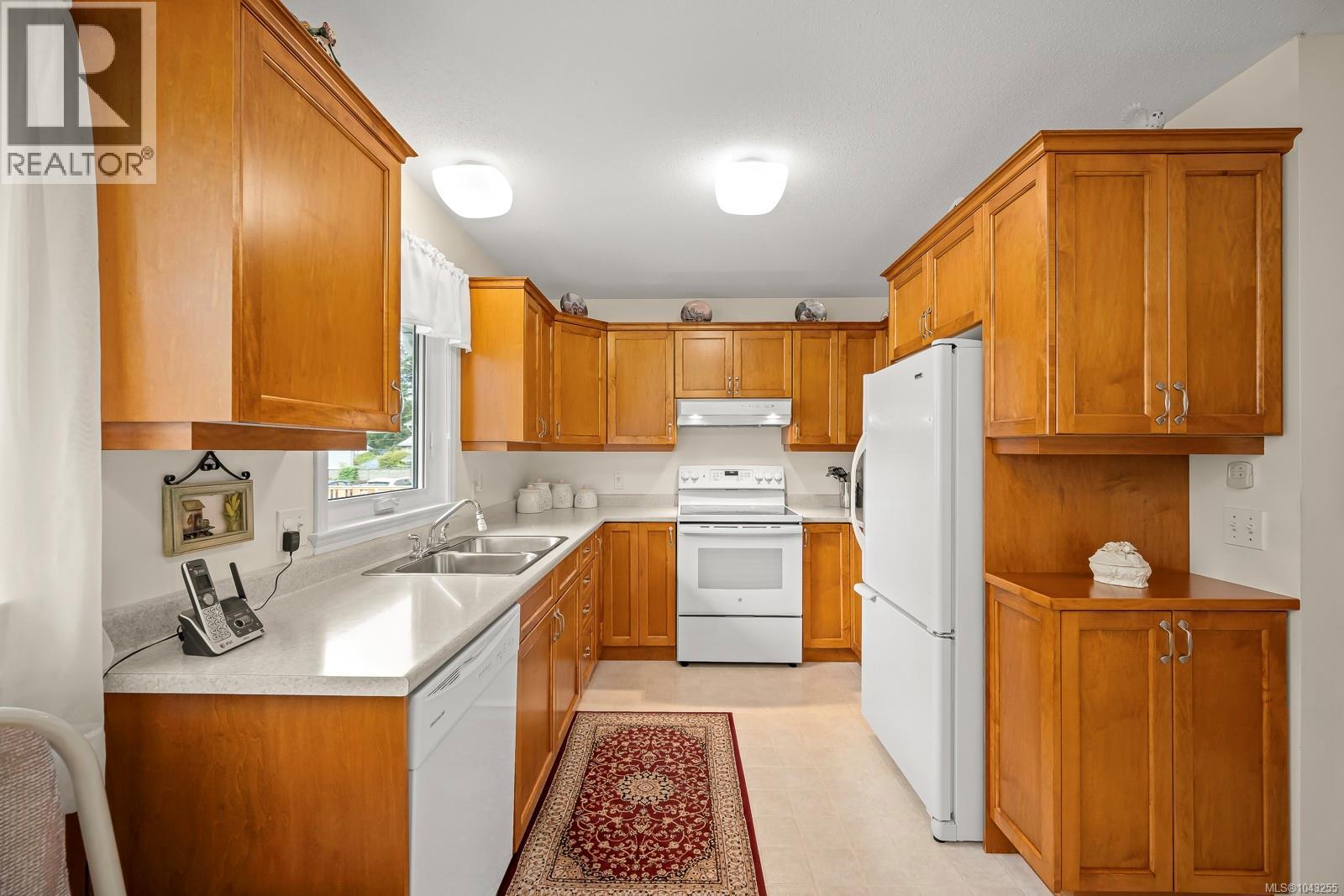 1413 Canso Ave - 5