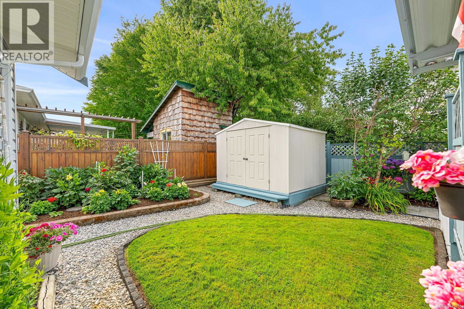 1413 Canso Ave - 40