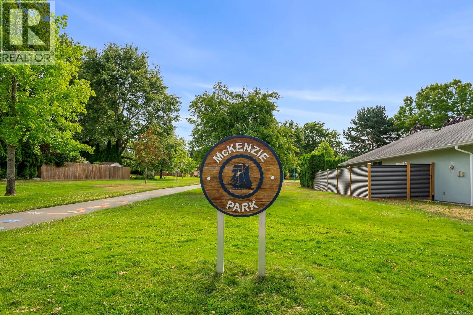 1413 Canso Ave - 54
