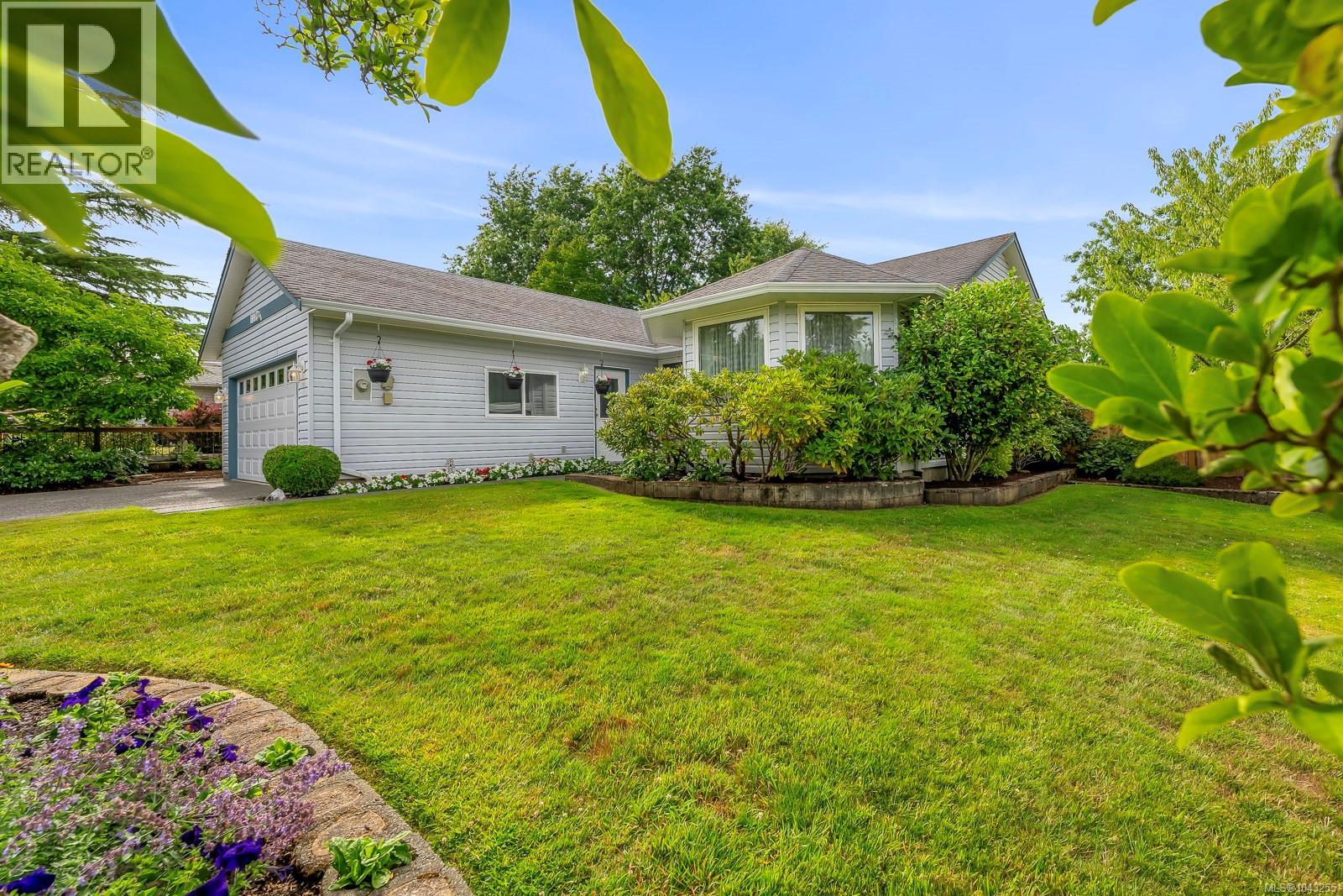 1413 Canso Ave - 53