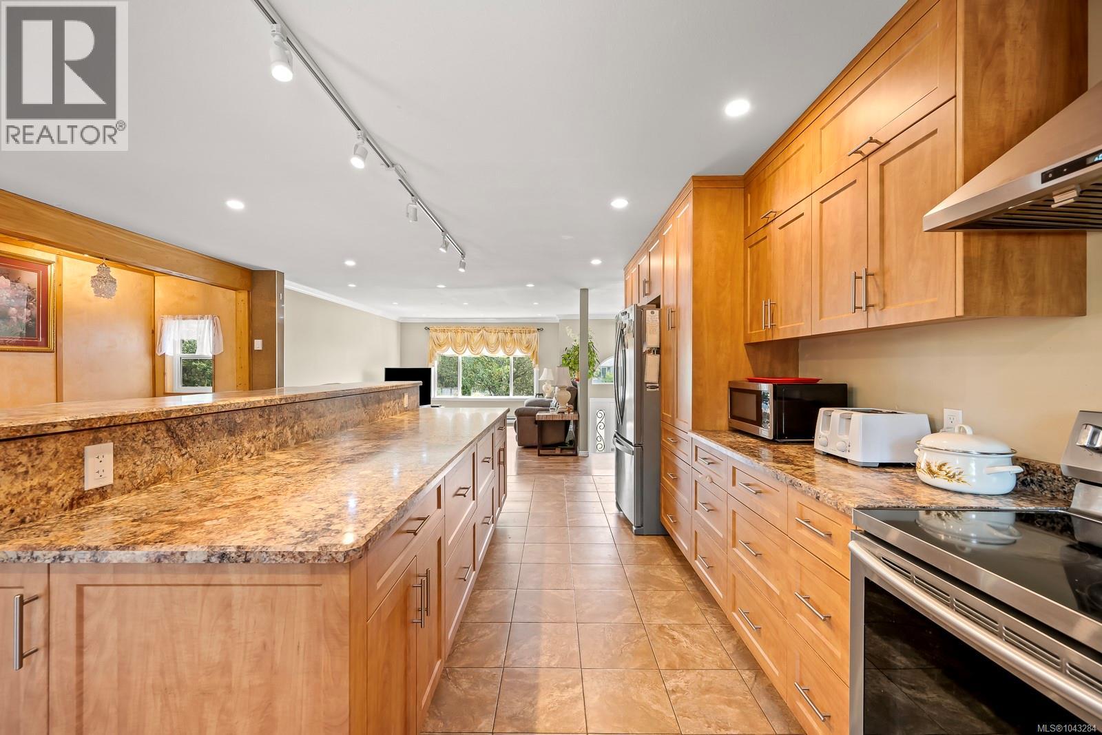 2110 Murrelet Dr - 9