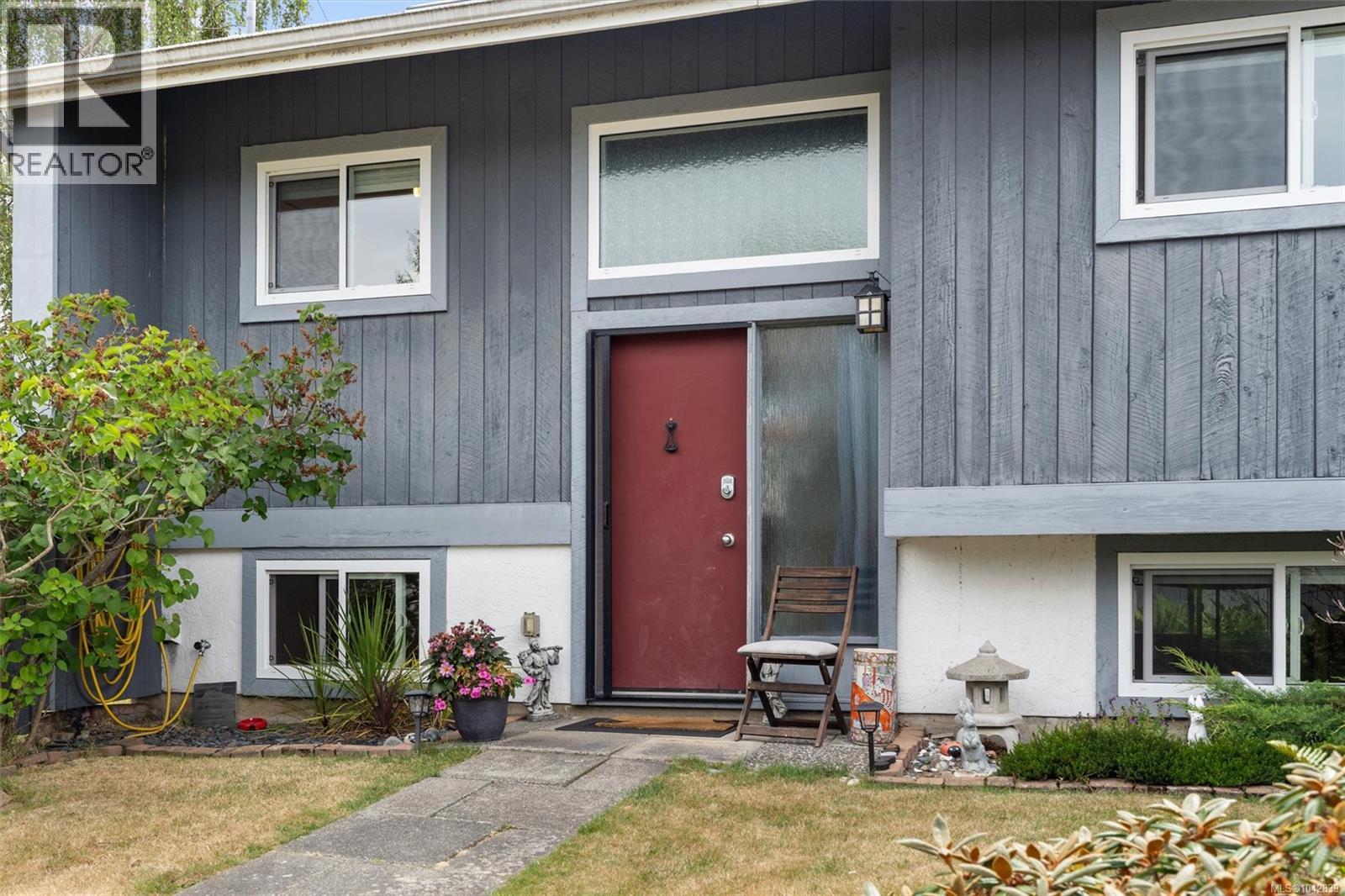 7 4391 Torquay Drive, Saanich