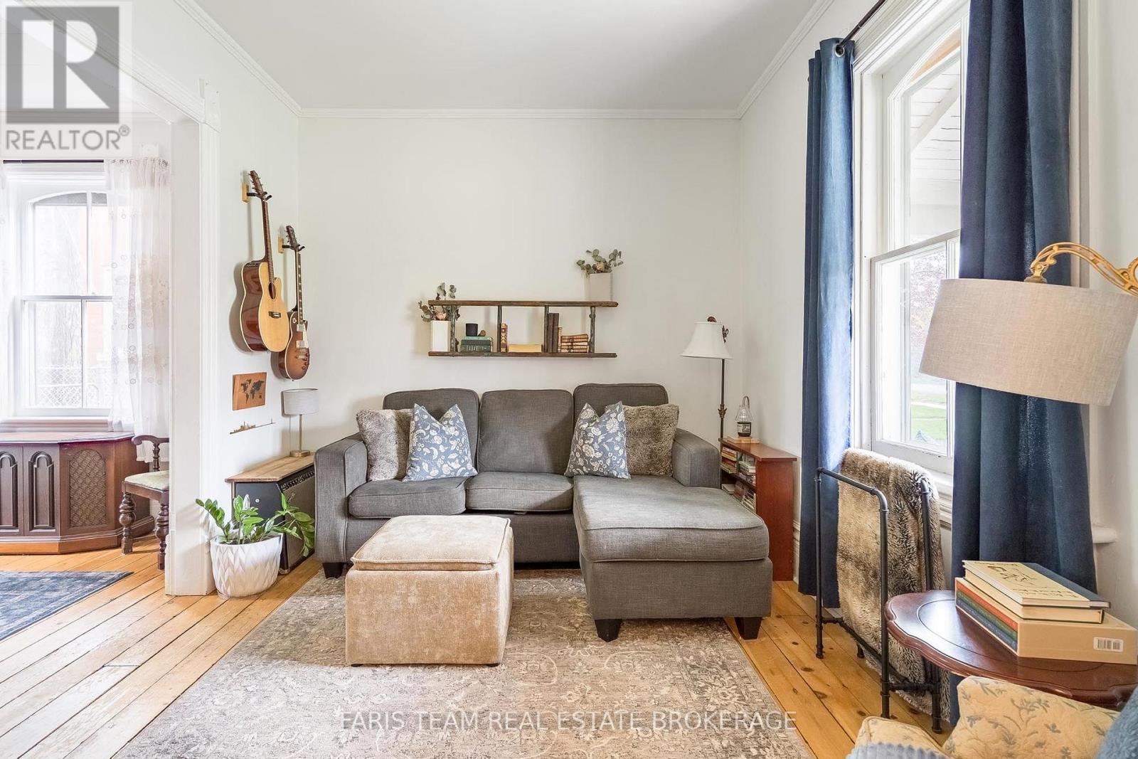 53 BURTON AVENUE - 18