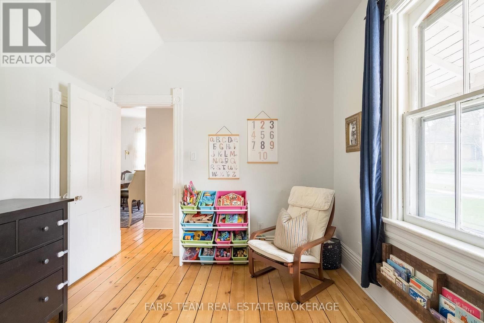 53 BURTON AVENUE - 20