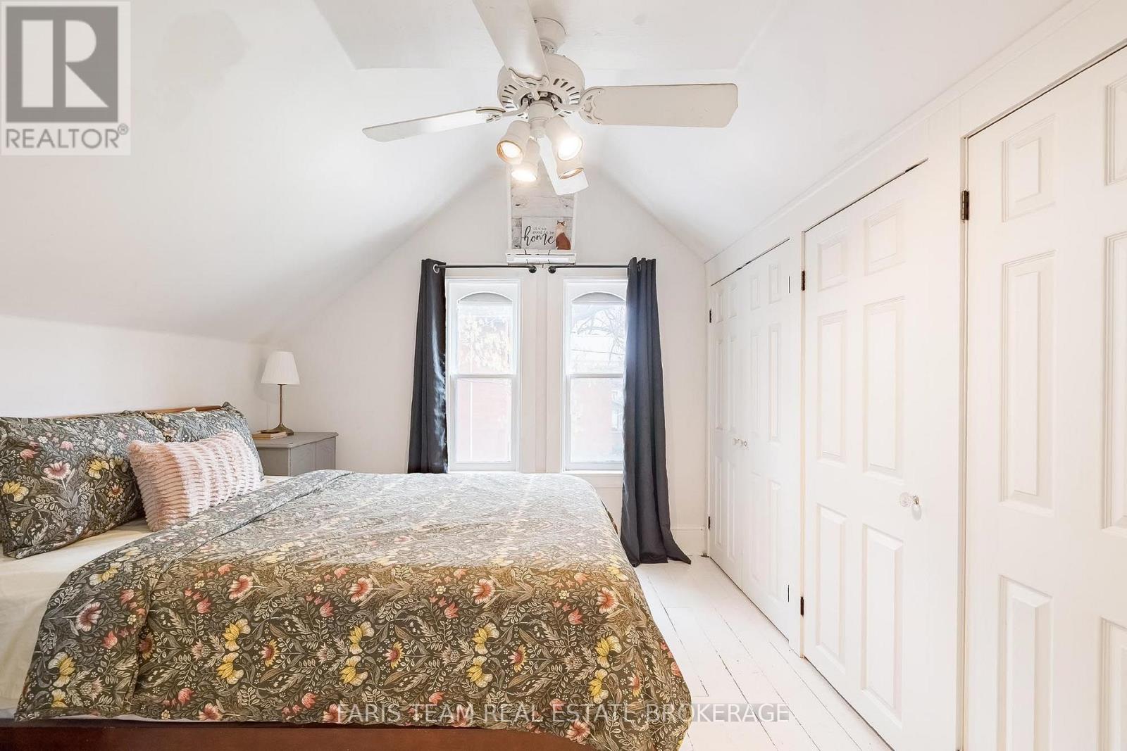 53 BURTON AVENUE - 26