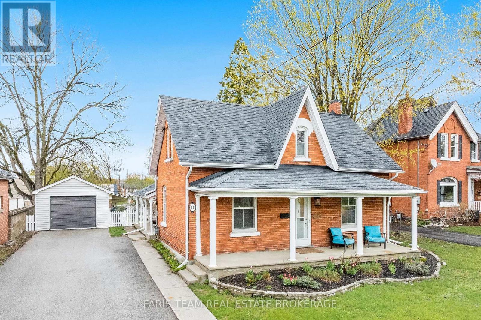 53 BURTON AVENUE - 3