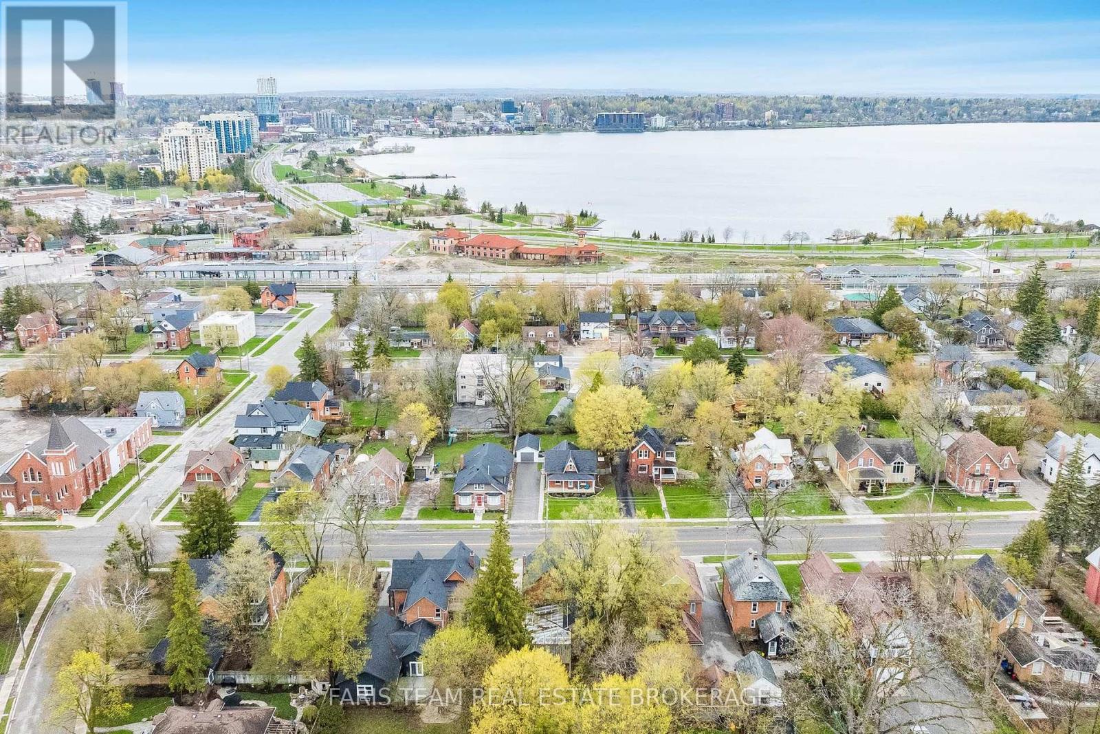 53 BURTON AVENUE - 39