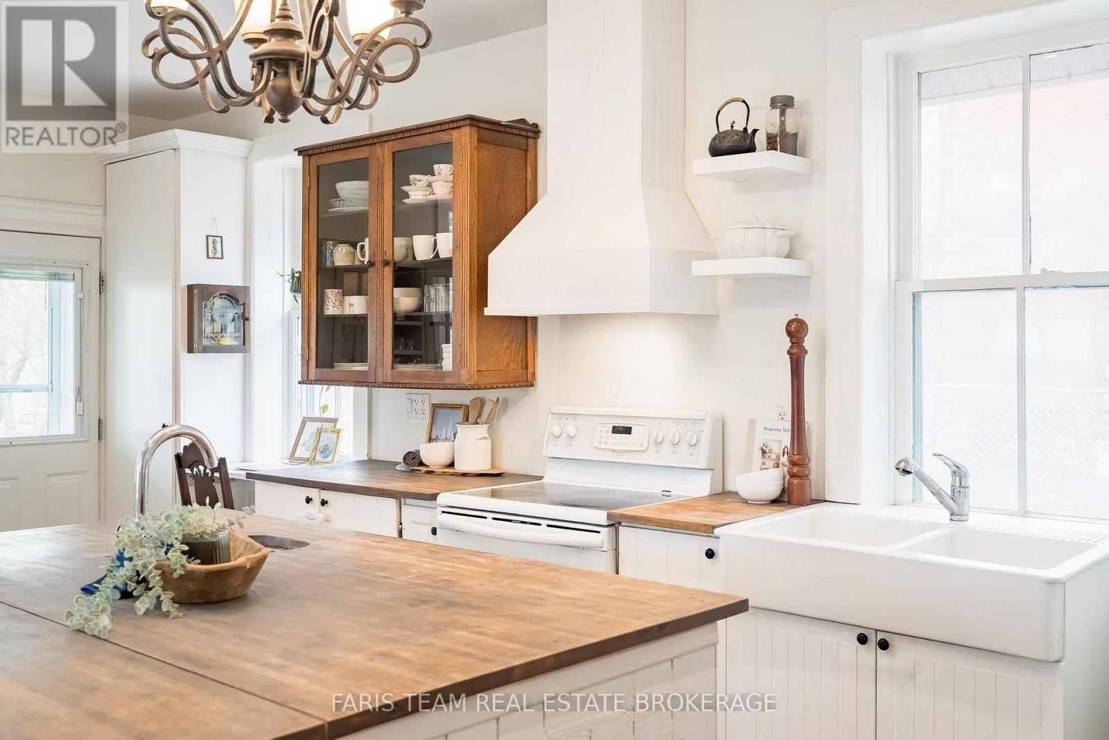 53 BURTON AVENUE - 8