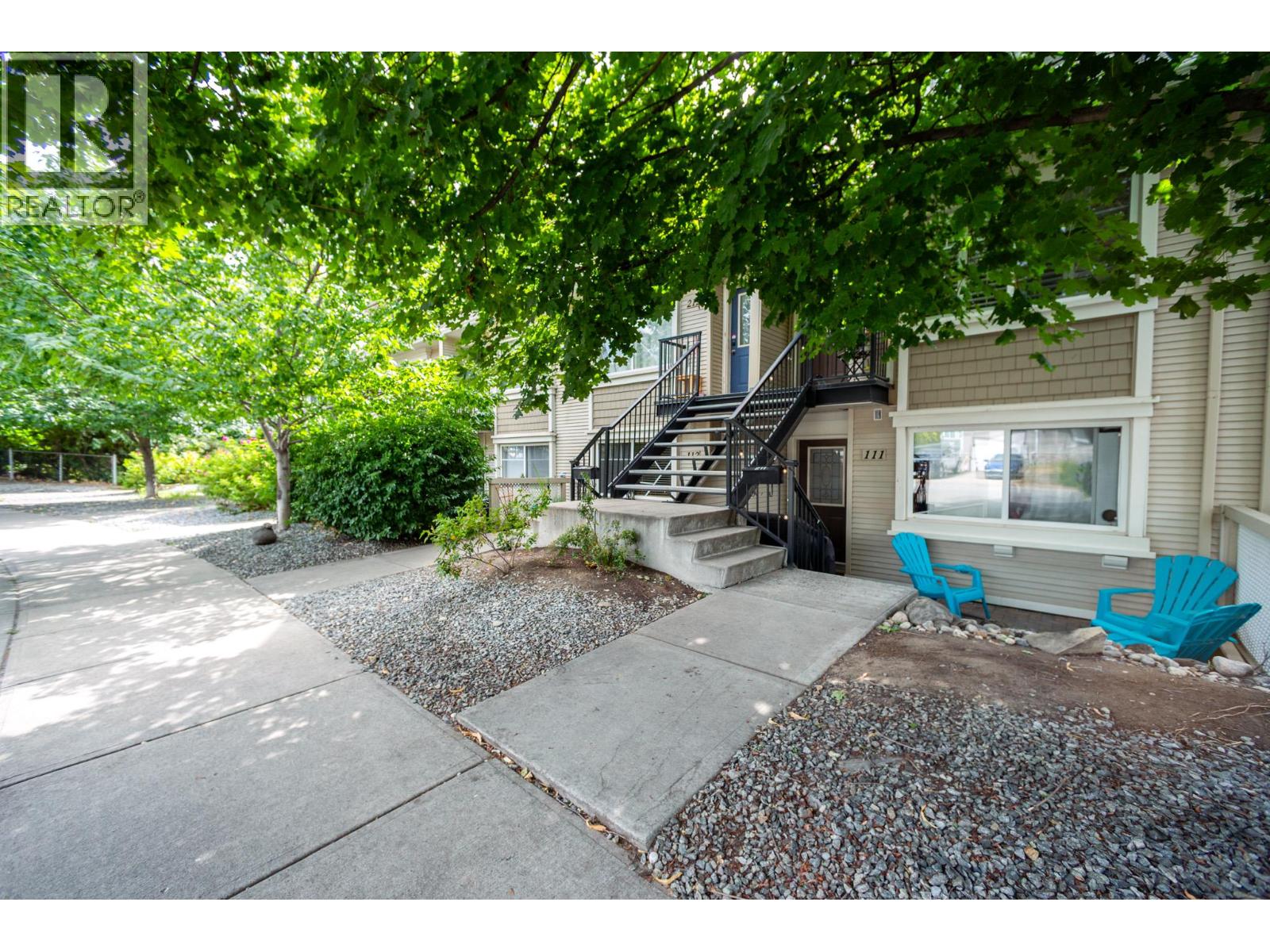 211 1390 Dilworth Crescent, Kelowna