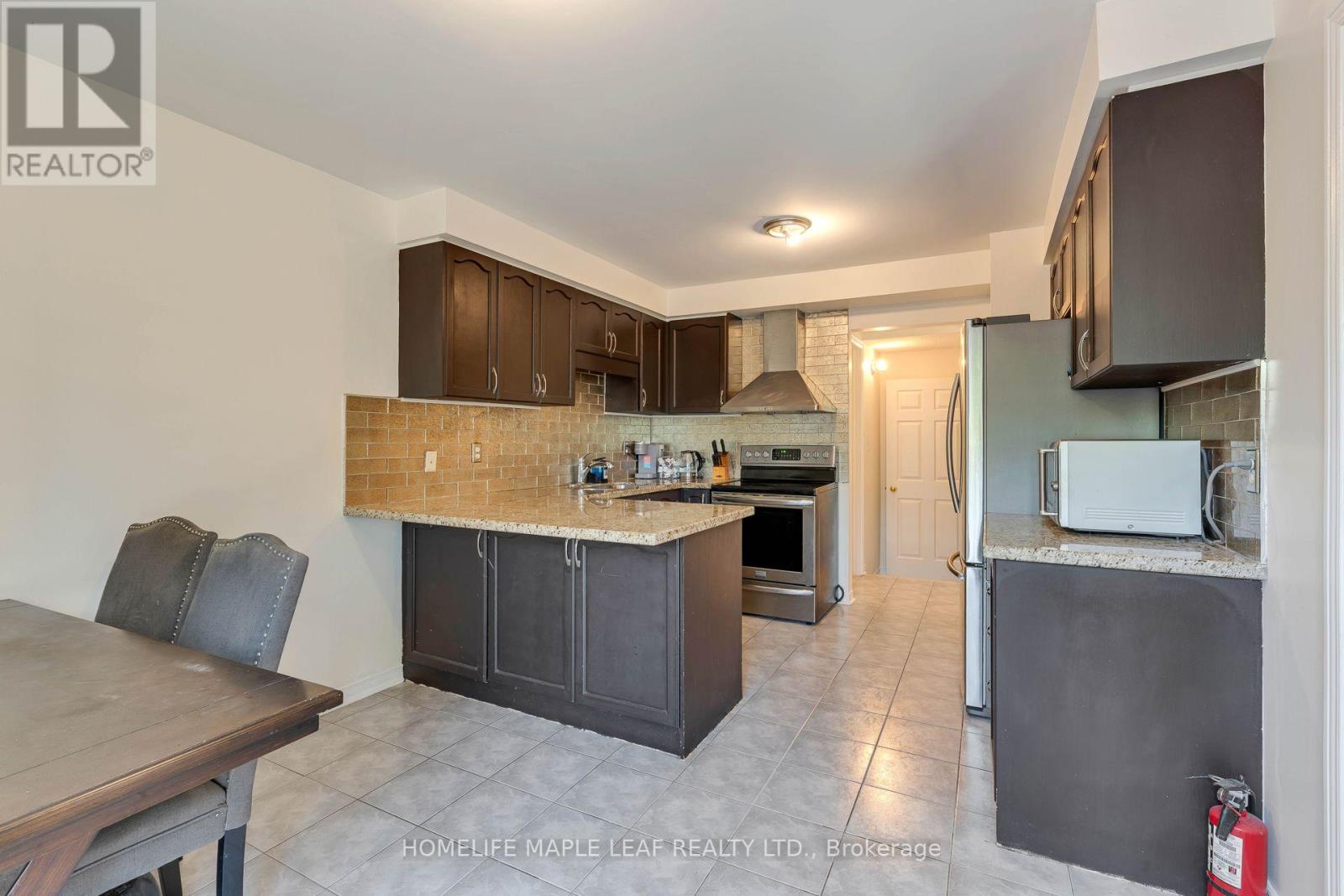 43 MORNINGMIST STREET - 14