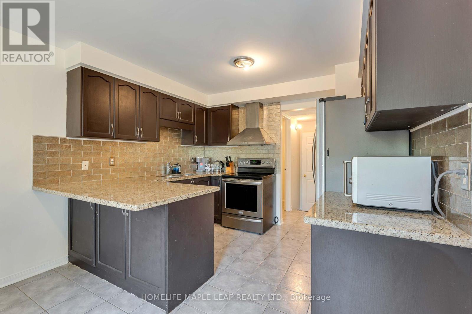 43 MORNINGMIST STREET - 15