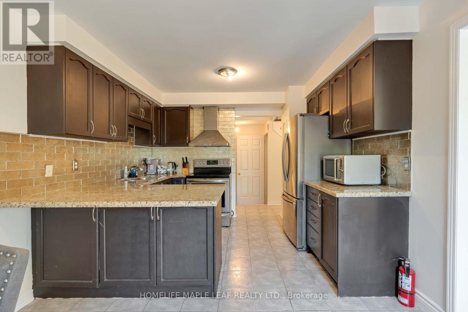 43 MORNINGMIST STREET - 16