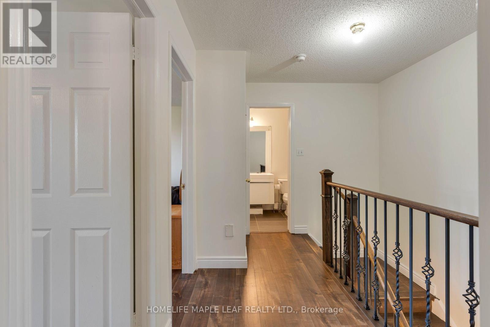 43 MORNINGMIST STREET - 30