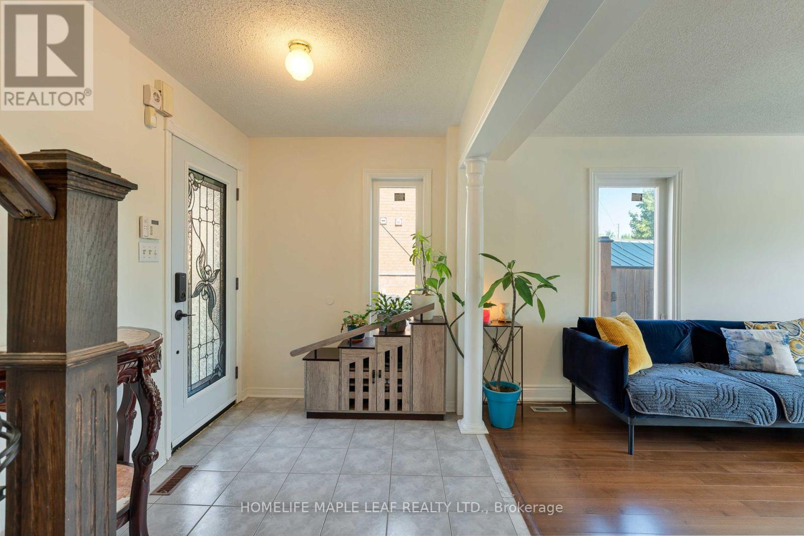 43 MORNINGMIST STREET - 7