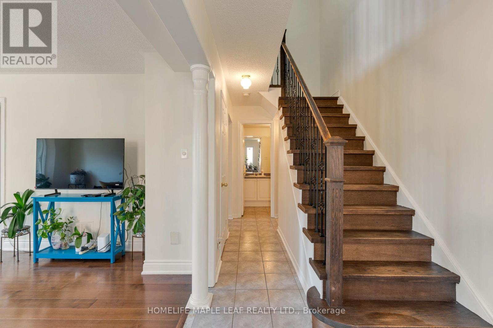 43 MORNINGMIST STREET - 8